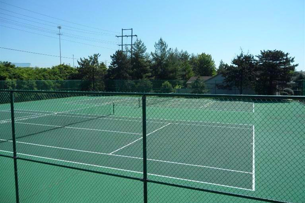 3 Lakehills tennis courts_gallery